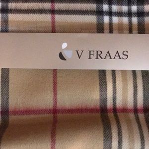 NWT designer style winter scarf